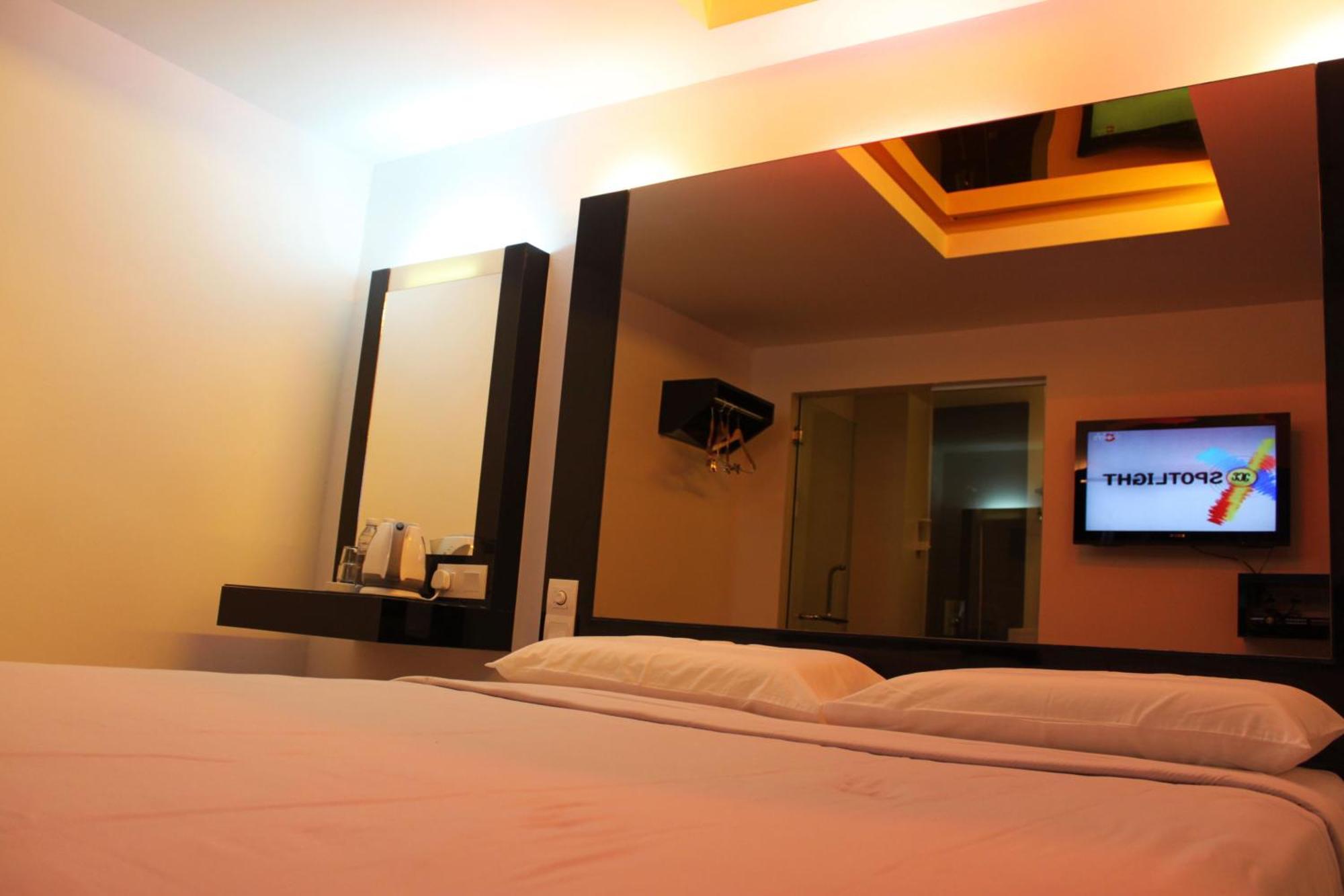 Time Hotel Kuala Lumpur Bagian luar foto